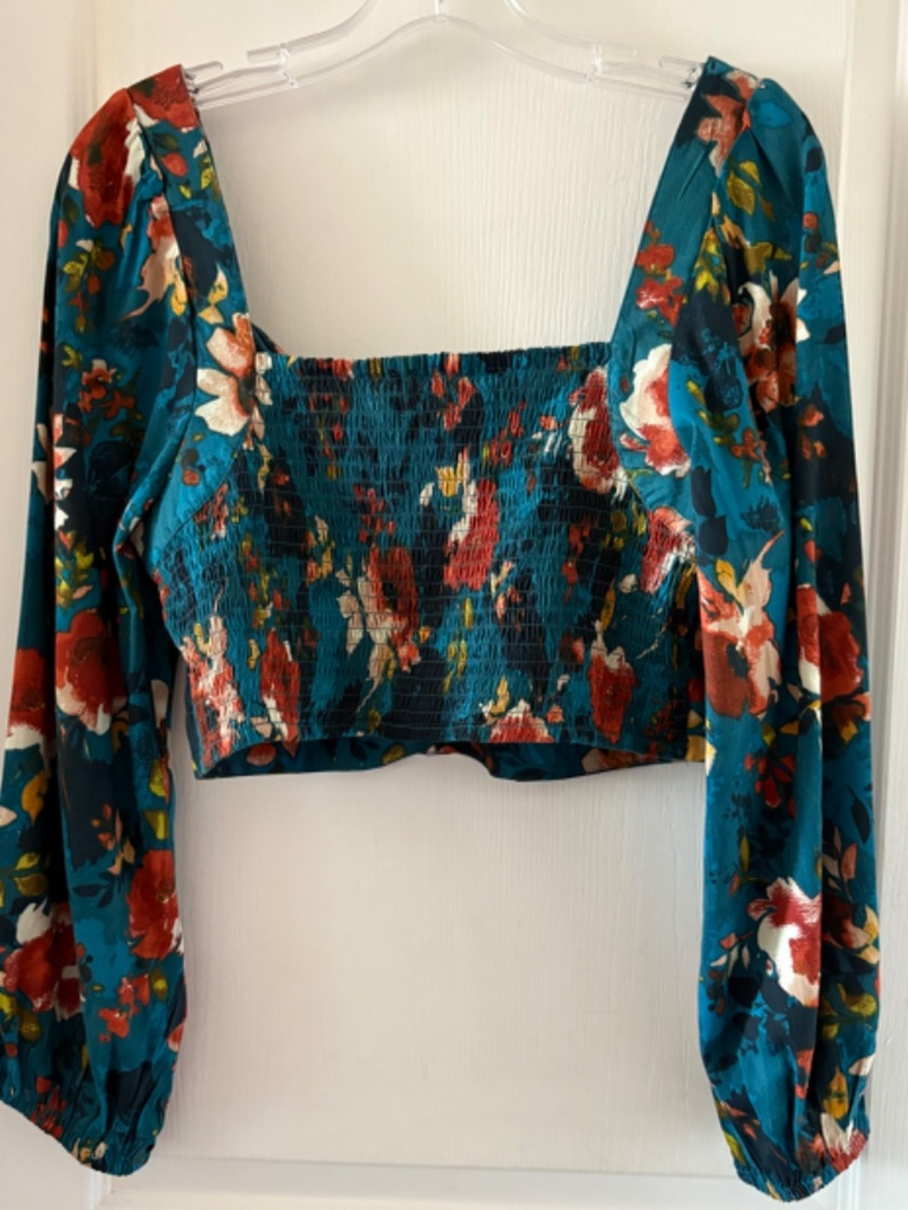 B.O.G Collection Crop Top - Picture 5 of 7